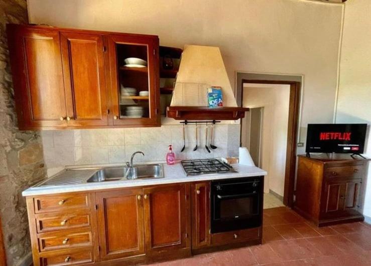 Rustico Jacuzzi & Wine Apartman La Collina Kültér fotó