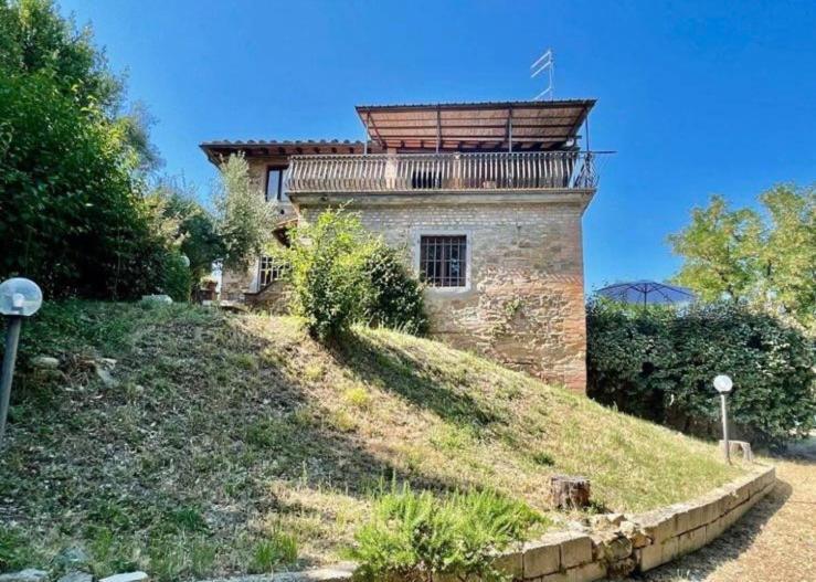 Rustico Jacuzzi & Wine Apartman La Collina Kültér fotó